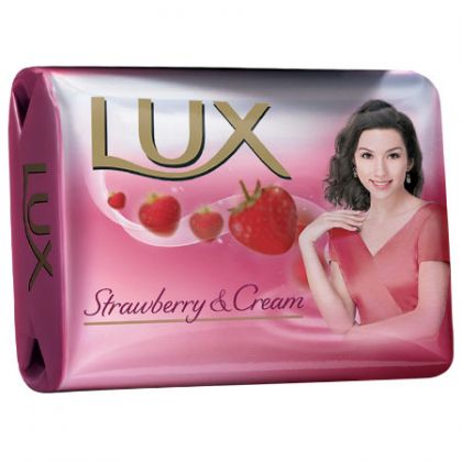Lux Skin Cleansing Bar Strawberry and Cream (115G)